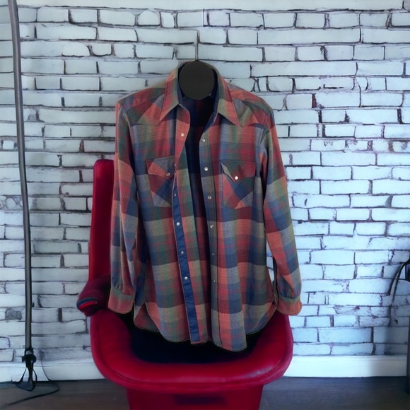 Vintage USA Pendleton Plaid Virgin Wool Western Pearl Snap Large Long (altered) - Picture 6 of 13